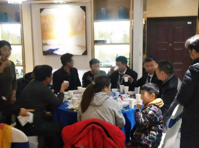 我叫上你，你帶上朋友，一起沸騰開(kāi)席